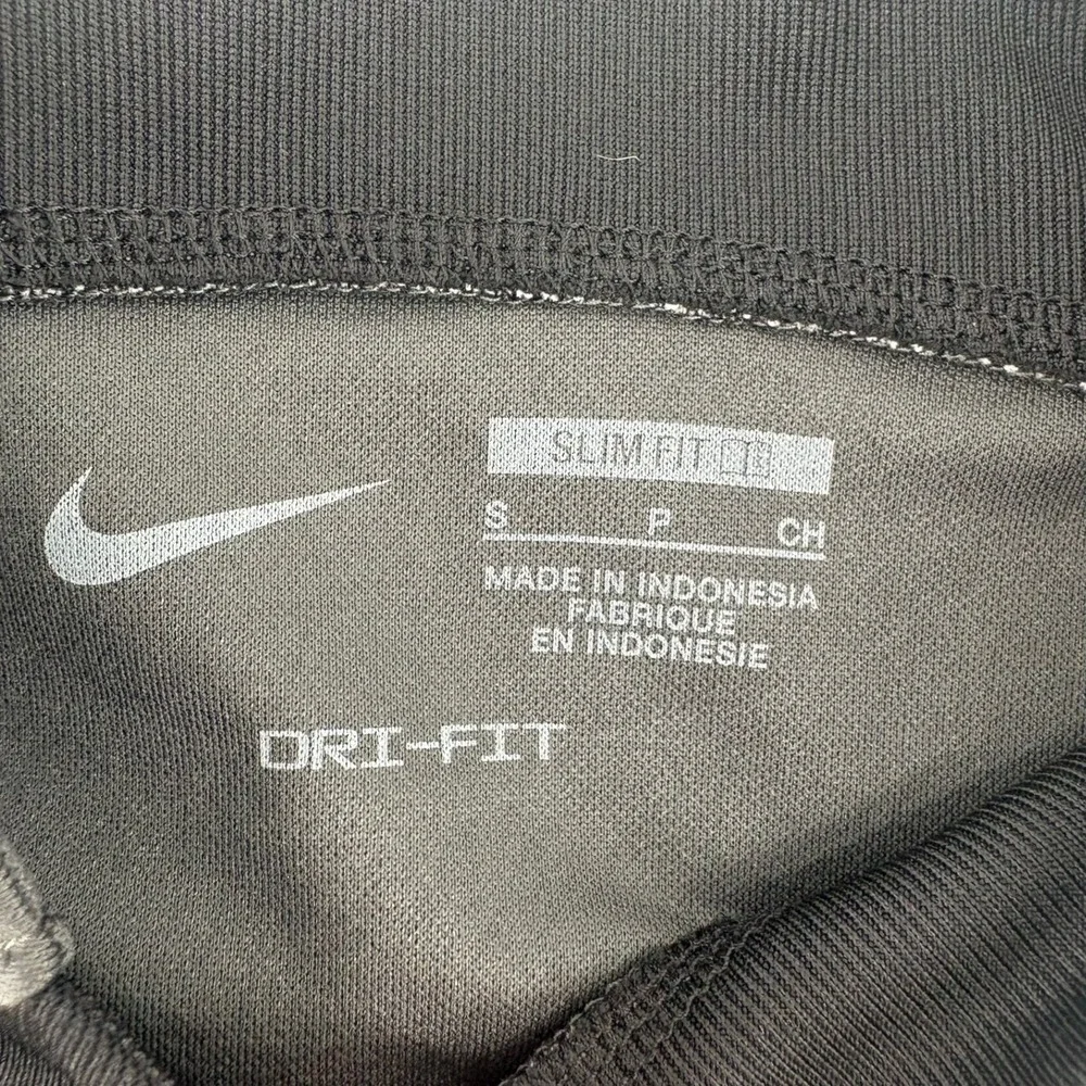 Nike Mens Dri-FIT Soccer Training Top Black Grey DH7977-060 Slim Fit Small NEW